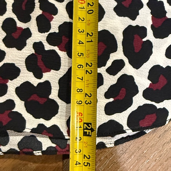 Michael Kors Black and Red Patterned Blouse - Picture 8 of 11